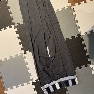 Lululemon pants